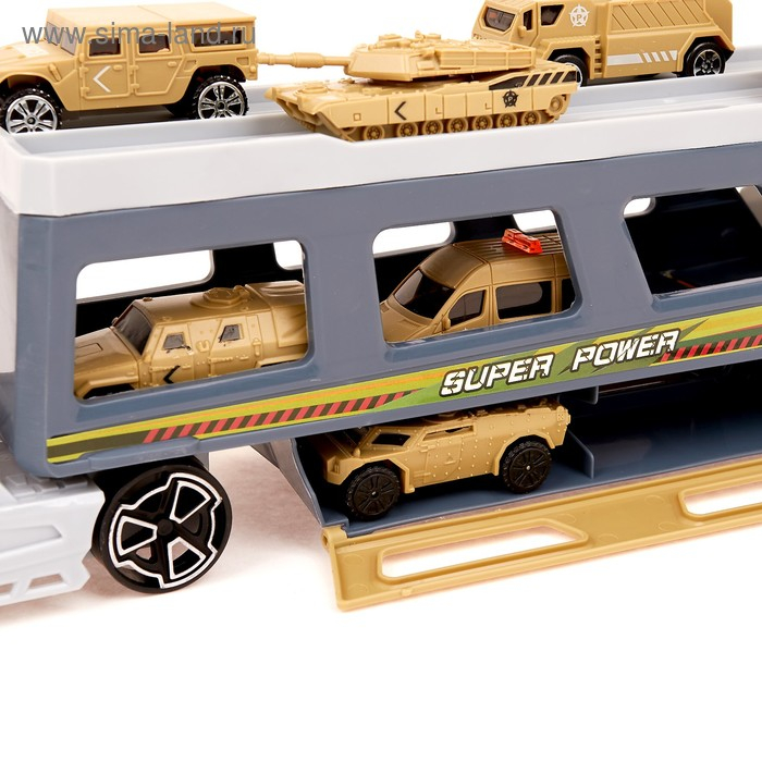 Грузовик &laquo;Трейлер&raquo; с 6 машинами и вертолетом