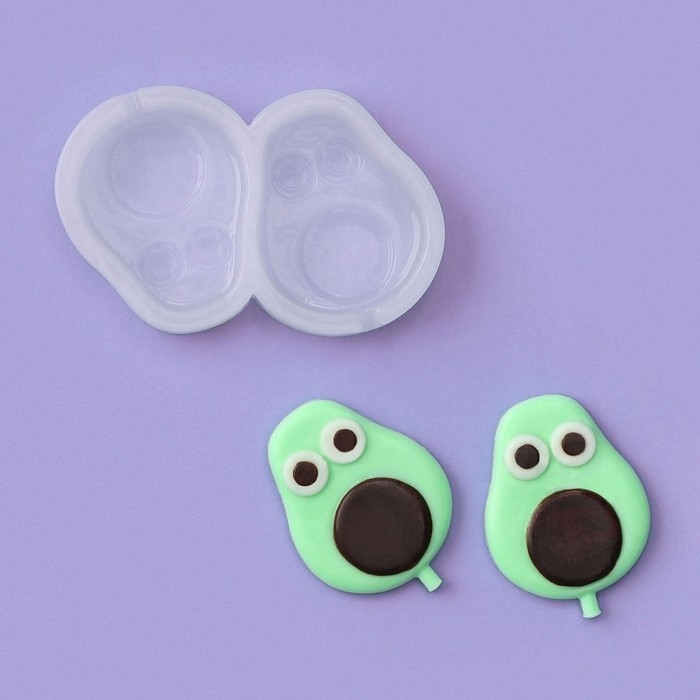 Силиконовый молд для леденцов и шоколада «Авокадо», 7×4 см Силиконовый молд для леденцов и шоколада «Авокадо», 7×4 см