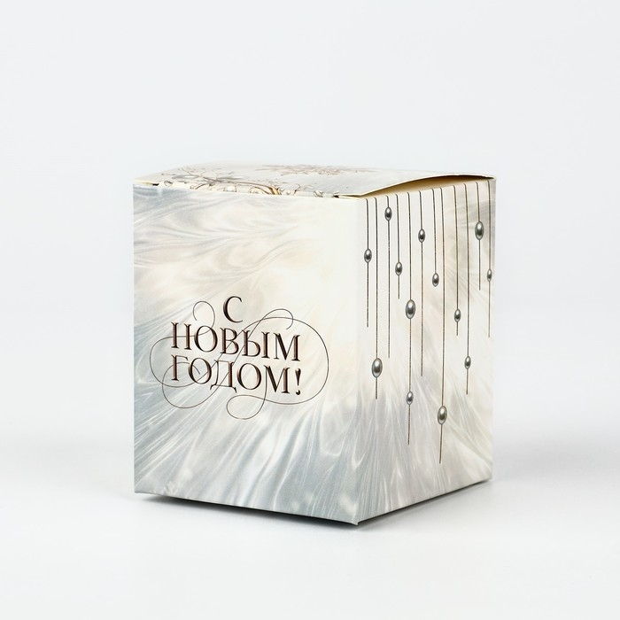 Свеча новогодняя «Новогодняя магия», на Новый год, аромат мед+грейпфрут, 6,8 х 8 см