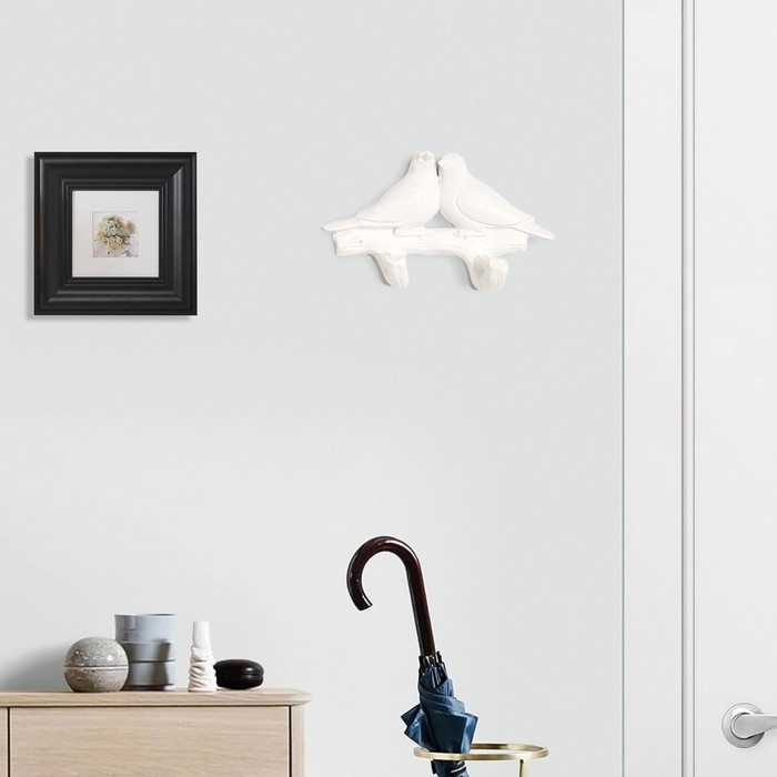 Декор настенный-вешалка Декор настенный-вешалка "Голубки", 10,5 x 7 см, белый