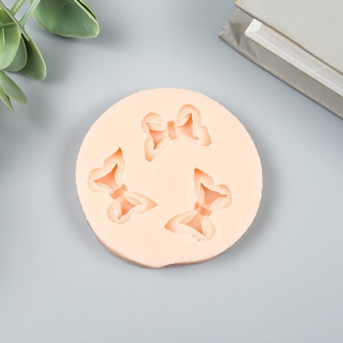 Молд силиконовый Молд силиконовый "Три бантика" 2,2х1,5 см