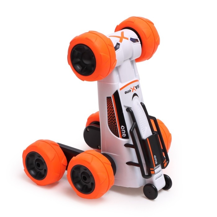 Перевёртыш радиоуправляемый «Акробат», работает от аккумулятора, цвет белый Перевёртыш радиоуправляемый «Акробат», работает от аккумулятора, цвет белый