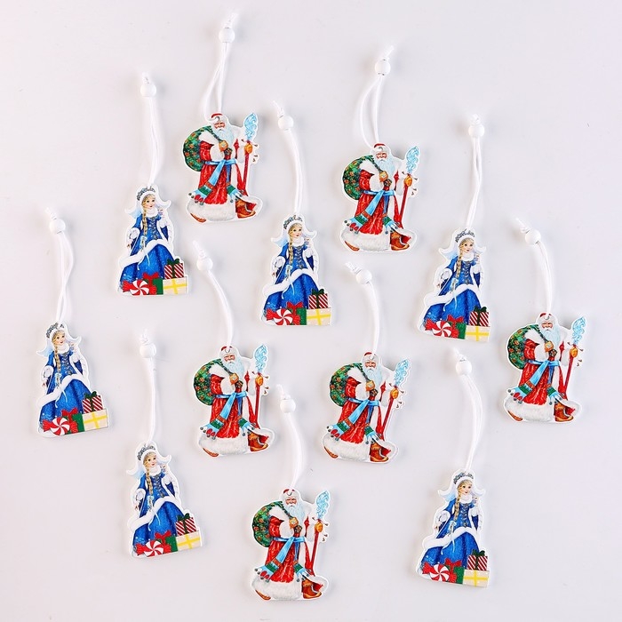 Набор новогодних подвесок «Дед Мороз и Снегурочка» 12 шт., МИКС Набор новогодних подвесок «Дед Мороз и Снегурочка» 12 шт., МИКС