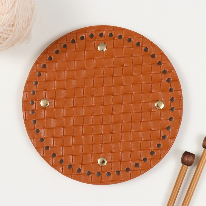 Основа для вязаных изделий кожзам Основа для вязаных изделий кожзам "Круглая плетёнка" коричневый 15х15 см