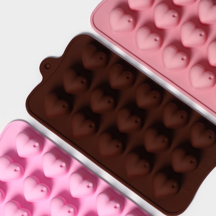 Форма для конфет и шоколада Доляна «Сердечки», силикон, 19,5×10×1,8 см, 15 ячеек (2,7×2,3 см), цвет МИКС Форма для конфет и шоколада Доляна «Сердечки», силикон, 19,5×10×1,8 см, 15 ячеек (2,7×2,3 см), цвет МИКС