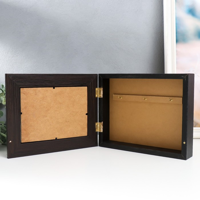 Ключница Ключница "Исаакиевский собор" венге 19х24 см МИКС