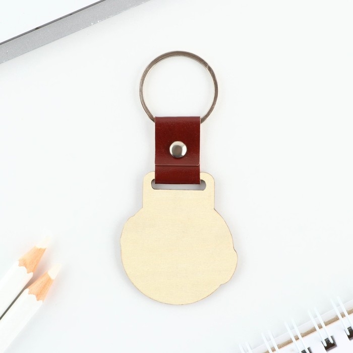 Брелок для ключей деревянный «Настоящий мужчина», 7 х 3,8 см Брелок для ключей деревянный «Настоящий мужчина», 7 х 3,8 см