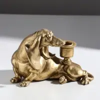 Подсвечник на 1 свечу &laquo;Шарж. Такса&raquo;, полистоун, золото, 19&times;11&times;13 см