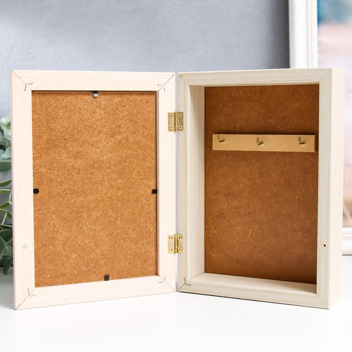 Ключница Ключница "Белые пионы" дуб молочный 15х21 см