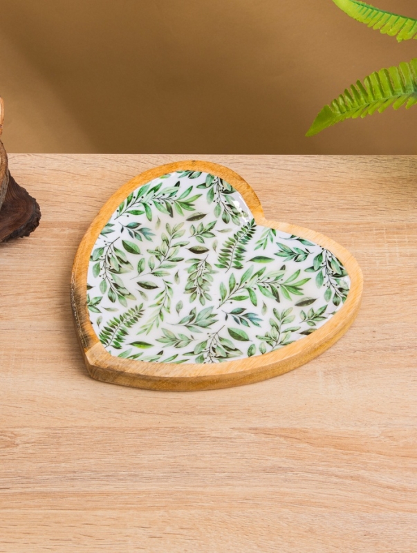 Блюдо в форме сердца «Оливковая ветвь», дерево манго, 20.5×20×2.3 см