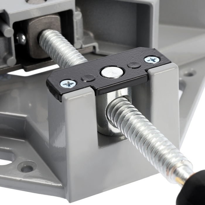 Струбцина угловая ТУНДРА, металлическая, один зажим, 2К рукоятка, 60 мм Струбцина угловая ТУНДРА, металлическая, один зажим, 2К рукоятка, 60 мм