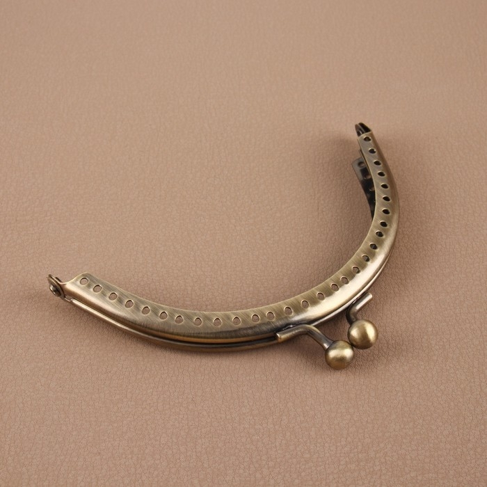 Фермуар пришивной «Полукруг», 10 × 6,5 см, цвет бронзовый Фермуар пришивной «Полукруг», 10 × 6,5 см, цвет бронзовый
