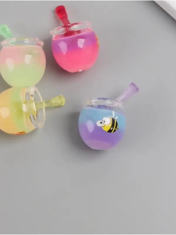 Подвеска для творчества акрил Подвеска для творчества акрил "Бочонок с мёдом" светится в темноте МИКС 3,2х2,2х2,2 см