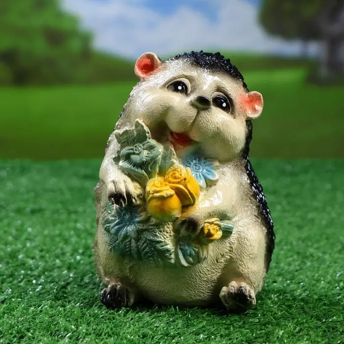 Садовая фигура из гипса &laquo;Ежик с цветами&raquo;, 15&times;11&times;12 см