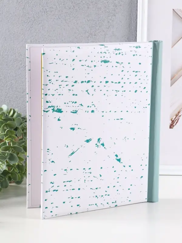 Фотоальбом Фотоальбом "Вместе" 10 "магнитных"листов 23X28см, пер-т внутр.спираль