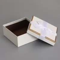Набор подарочных коробок 3 в 1 квадратные, 19&times;19&times;9.5 см, 17&times;17&times;8 см, 15&times;15&times;6.5 см, с бантом, молочный