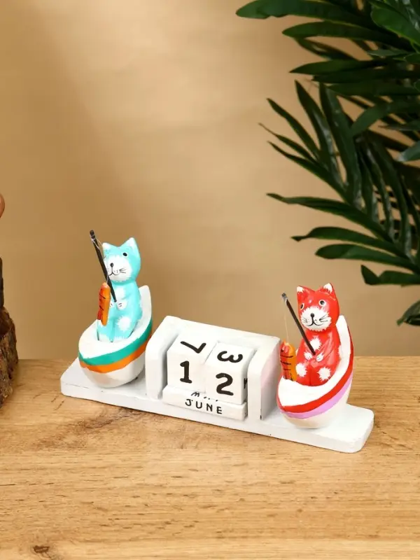Календарь настольный «Котики рыбаки», 19×10×10 см, дерево