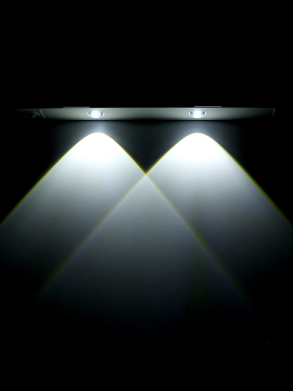 Светильник светодиодный с датчиком движения, 2Вт, от аккум. батареи, 30 см, 3000К-6500К Светильник светодиодный с датчиком движения, 2Вт, от аккум. батареи, 30 см, 3000К-6500К