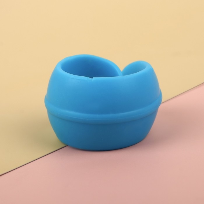 Зажимы для катушек ниток, силиконовые, d = 2,8 см, цвет разноцветный Зажимы для катушек ниток, силиконовые, d = 2,8 см, цвет разноцветный