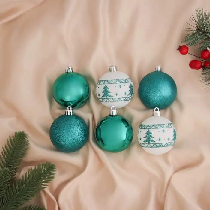 Ёлочные игрушки &laquo;Изумрудик-ёлочка&raquo;, шары новогодние, d=6 см, набор 6 шт., бело-зелёный