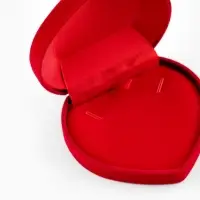Футляр под набор украшений &laquo;Сердце&raquo;, бархатный, 9&times;8.5 см, красный