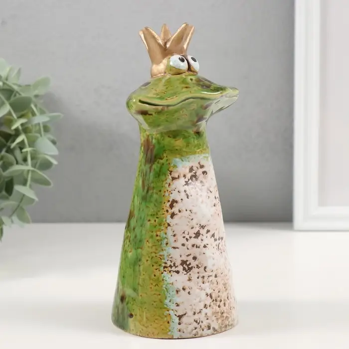 Сувенир керамика "Улыбчивая принцесса-лягушка" 8,4х7,7х18,3 см