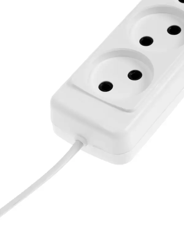 Удлинитель СТАРТ УХ6-103, 3 розетки, 5 м, 6 А, ШВВП, с заземлением, белый