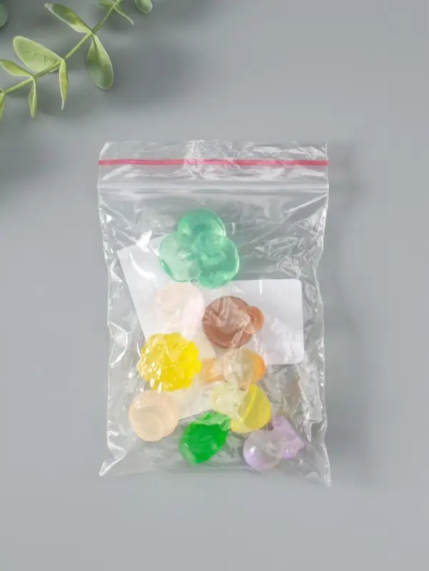 Набор фигурок из эпоксидной смолы флуоресцентные &laquo;Грибочки&raquo;, 9 шт., 1&times;2.4 см