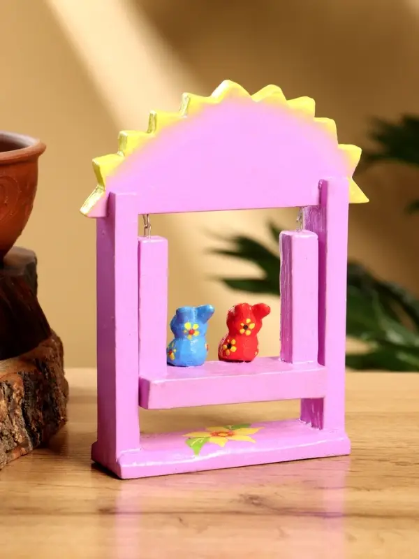 Сувенир «Зайки на качелях», 11×5.4×14.4 см, дерево, сиреневый Сувенир «Зайки на качелях», 11×5.4×14.4 см, дерево, сиреневый