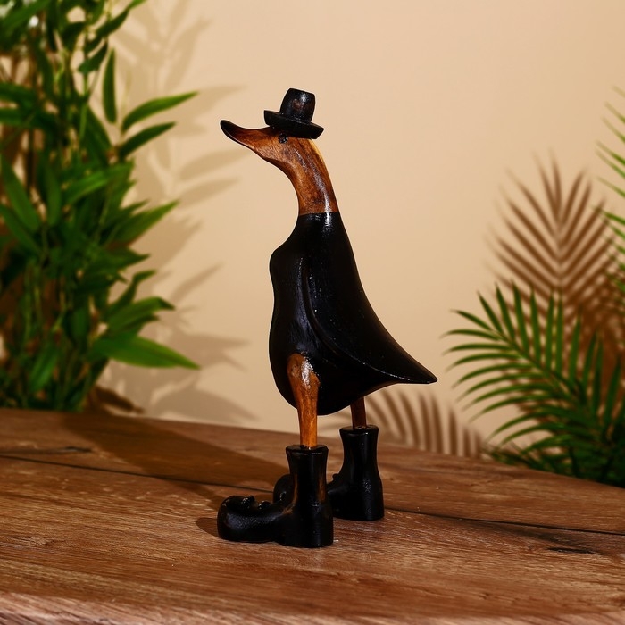 Сувенир "Утка в чёрном" дерево 27 см