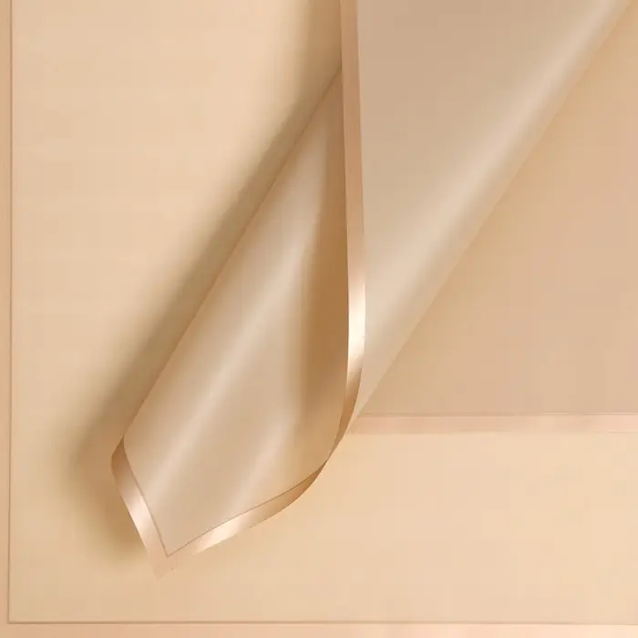 Пленка для цветов «Золотая полоса», кремовый, 58×58 см