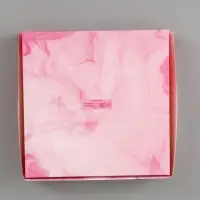 Коробка подарочная с окном &laquo;Подарок&raquo;, 20&times;20&times;4 см, самосборная