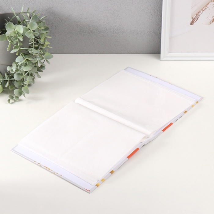 Фотоальбом на 80 фото 10х15 см Фотоальбом на 80 фото 10х15 см "Конь. Арт" в коробке 5х19х23 см