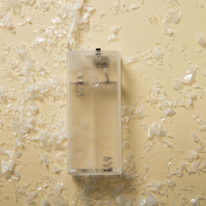 Гирлянда «Нить» 2 м роса с насадками «Сердце», IP20, серебристая нить, 20 LED, батарейки ААх2 (нет в комплекте), свечение тёплое белое Гирлянда «Нить» 2 м роса с насадками «Сердце», IP20, серебристая нить, 20 LED, батарейки ААх2 (нет в комплекте), свечение тёплое белое