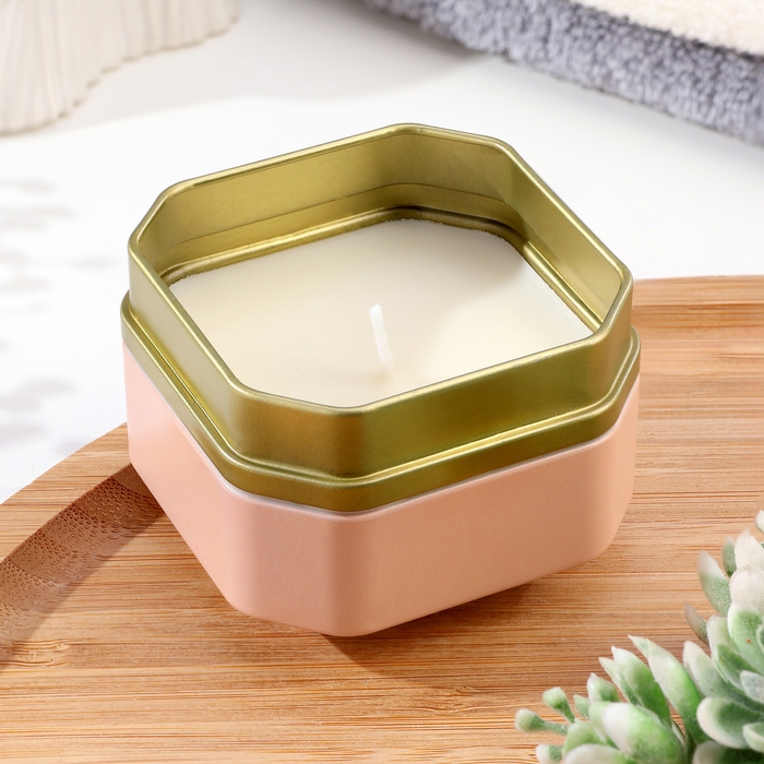 Свеча ароматическая в банке  Свеча ароматическая в банке "Aromatic Candle" лимон, базилик и мандарин, малая