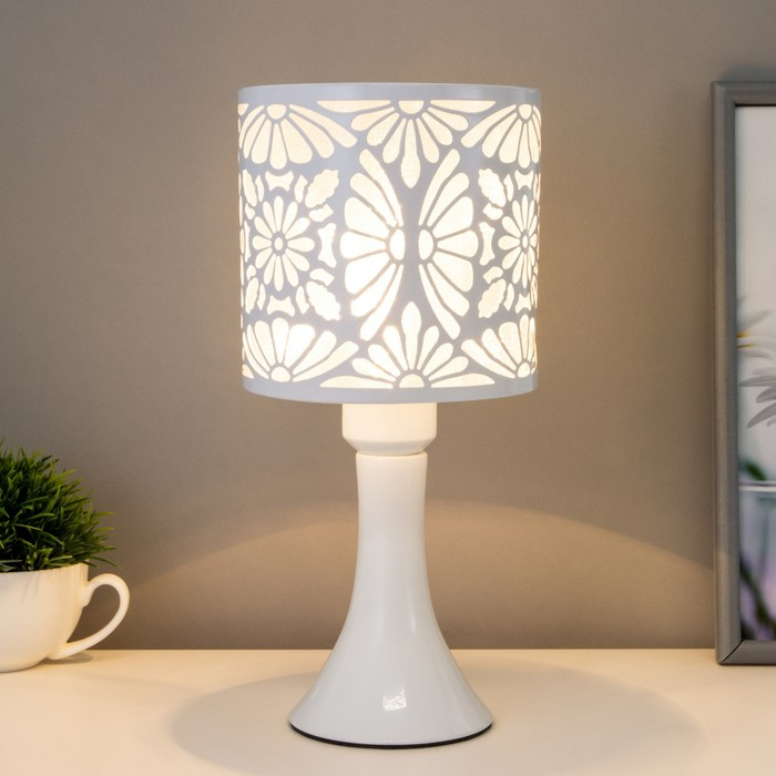 Лампа настольная "Бриз" 1xE27 40Вт белый 14,5х14,5х31 см RISALUX