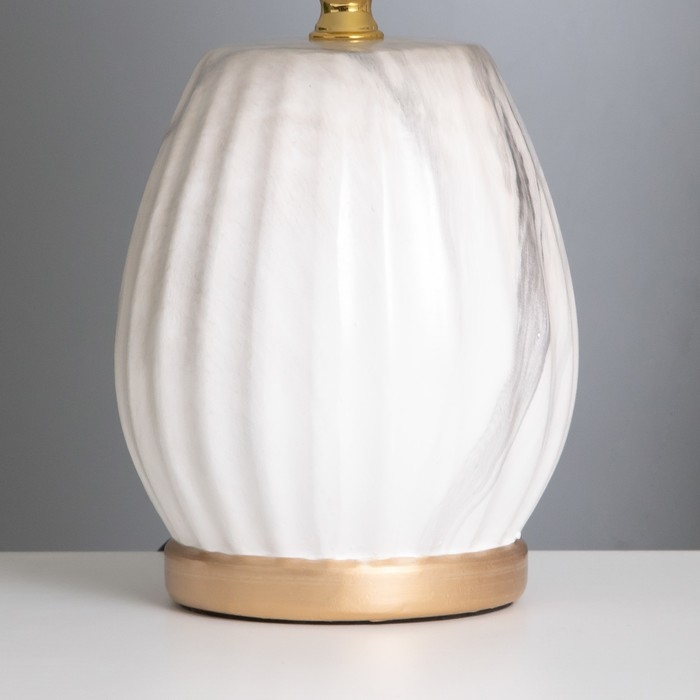 Лампа настольная Лампа настольная "Валерия" 1х40Вт Е14 серый 20х20х31см