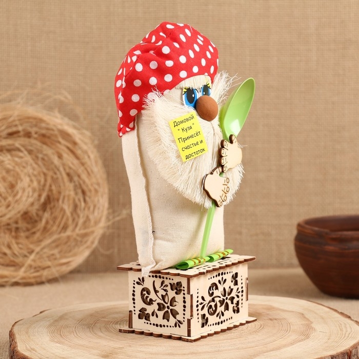 Оберег - шкатулка «Домовой с ложкой», 25 см, микс Оберег - шкатулка «Домовой с ложкой», 25 см, микс