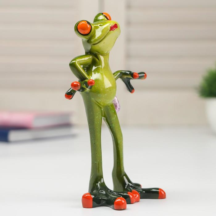 Сувенир полистоун лак  Сувенир полистоун лак "Лягушка Фифа" 15х5,5х10 см