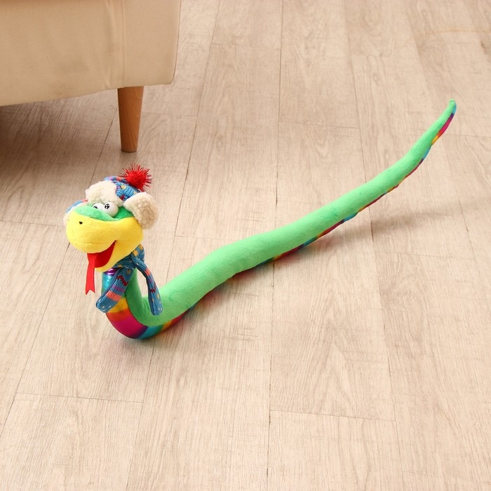 Мягкая игрушка «Змея», с разноцветым животиком, в новогоднем колпаке, 95 см Мягкая игрушка «Змея», с разноцветым животиком, в новогоднем колпаке, 95 см