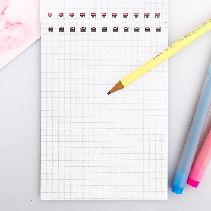 Блокнот на гребне А6, 40 листов «С 8 марта»