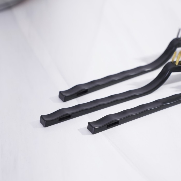 Набор щёток Доляна, 3 шт: латунная, стальная, нейлоновая Набор щёток Доляна, 3 шт: латунная, стальная, нейлоновая