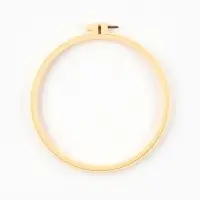 Вышивка гладью 20х20 см "Огни спящей чащи"