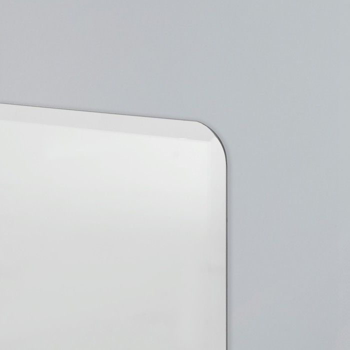 Зеркало настенное прямоугольное, с фацетом и закругленными углами, 35 х 45 см Зеркало настенное прямоугольное, с фацетом и закругленными углами, 35 х 45 см