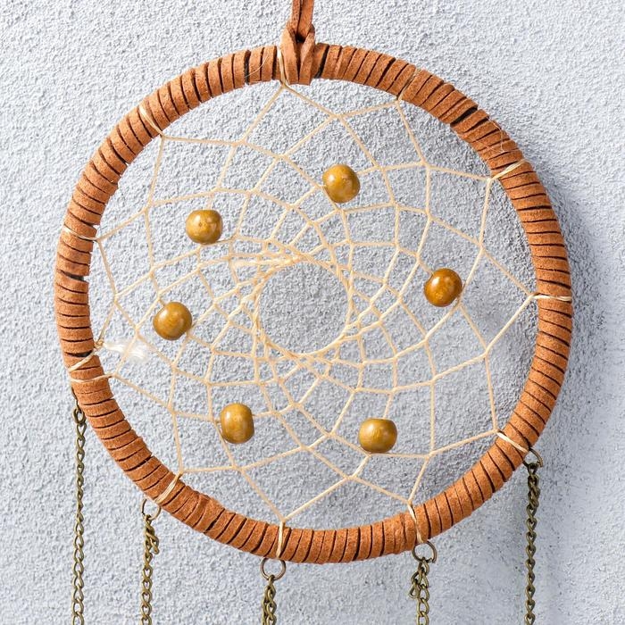 Ловец снов "Перья павлина с подвесками и бусинами" 40х11 см