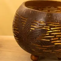 Подсвечник из кокоса, 15×15×13 см, коричневый