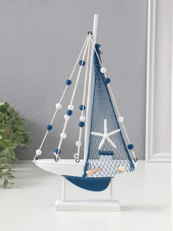 Сувенир дерево "Парусник с морской звездой на парусе" бело-синий 17,5х4х31 см
