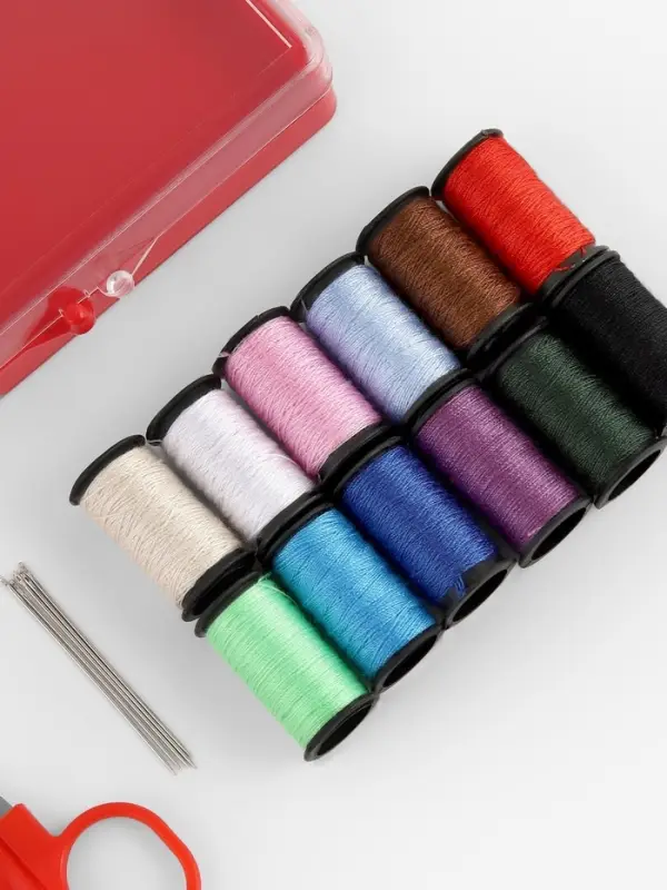 Швейный набор, 18 предметов, в пластиковой коробке, 9.5&times;7&times;2.5 см