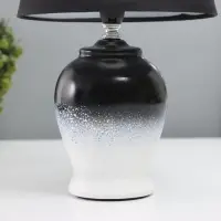 Лампа настольная RISALUX &laquo;Даксия&raquo;, 40 Вт, Е14, бело-чёрная, 19.5&times;19.5&times;35 см
