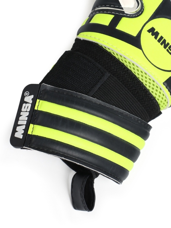 Вратарские перчатки Minsa GK353, размер 8 Вратарские перчатки Minsa GK353, размер 8